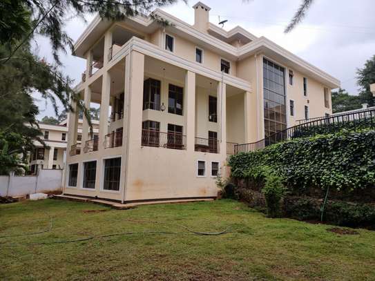 6 Bed House with En Suite in Kitisuru image 31