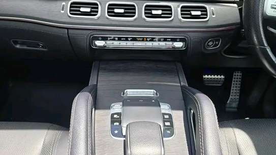 Mercedes benz GLE400d 2020model image 11