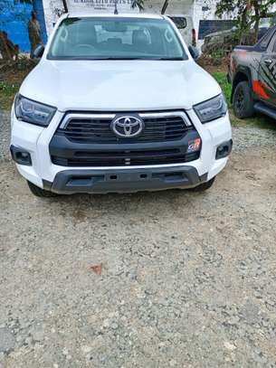 Toyota Hilux double cabin GR sport image 10