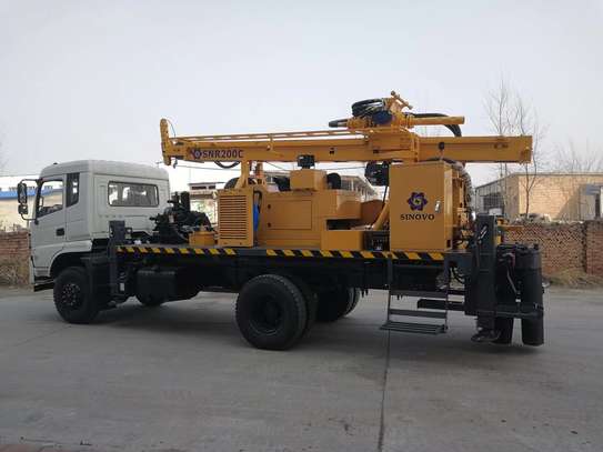 Full hydraulic Water drilling rig mounted on truck image 3