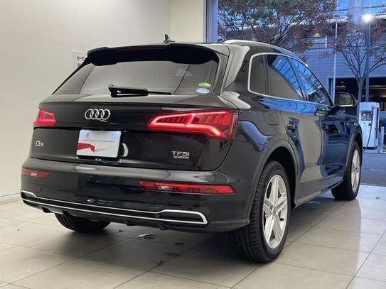 AUDI Q5 (Available on order) 2017 image 2
