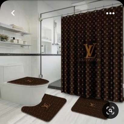 SHOWER CURTAINS image 2
