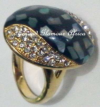 Ladies Green  Statement Jewelry Ring With 2.5cm Diameter image 2
