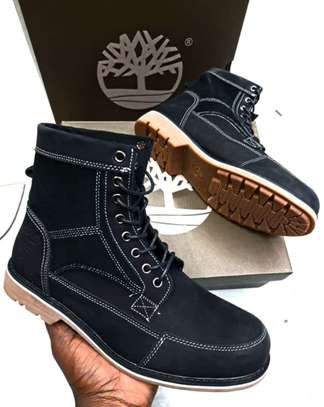 Timberland Classic Boots Mens Leather Casual Shoes in Black image 2