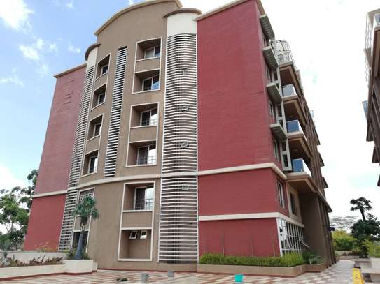 Serviced 3 Bed Apartment with Swimming Pool in Kilimani image 1