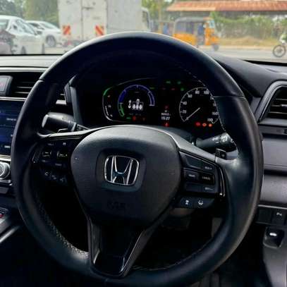 HONDA INSIGHT hybrid 2019model image 2