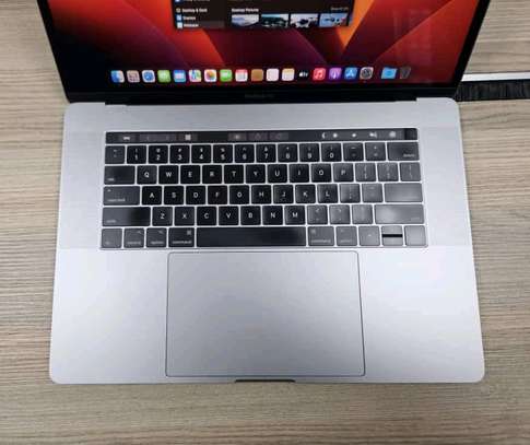 Apple MacBook Pro 15.4 Mid 2017 w/ Touch Bar image 5