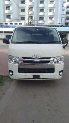 Toyota hiace auto diesel 2 wheel drive image 1