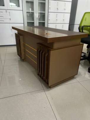 1400mm Executive Office Desk image 2