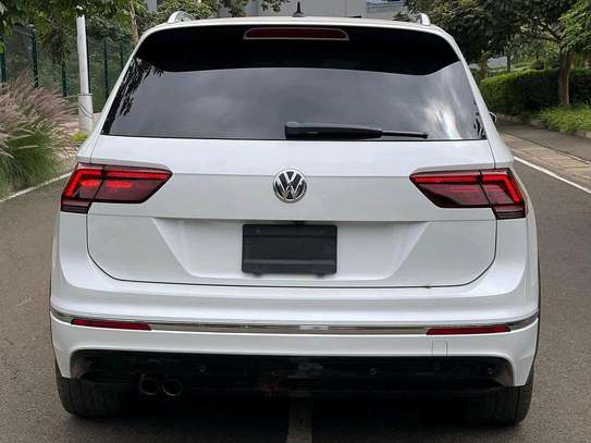2017 Volkswagen Tiguan Rline image 9