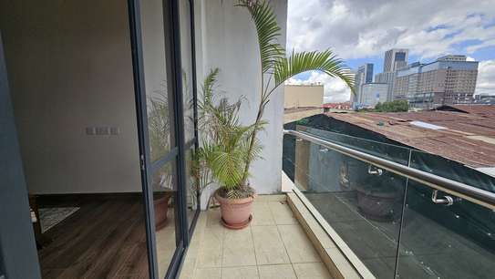 3 Bed Apartment with En Suite at Parklands Road image 12