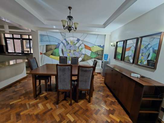 4 Bed Apartment with En Suite in Riverside image 19
