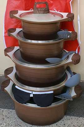 Cookware image 1