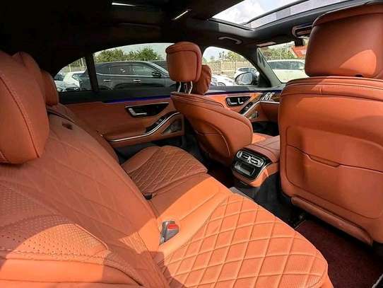 2021 Mercedes Benz S500 image 5