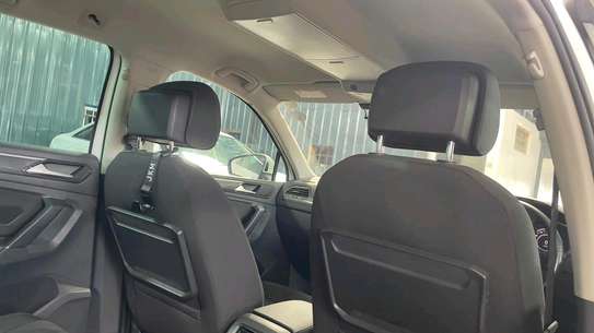 Volkswagen Tiguan SUV White LED Alloy Wheels image 2