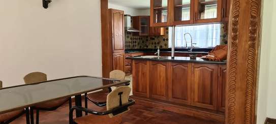 Very Spacious 5 BR House plus Dsq in Ongata Rongai image 9