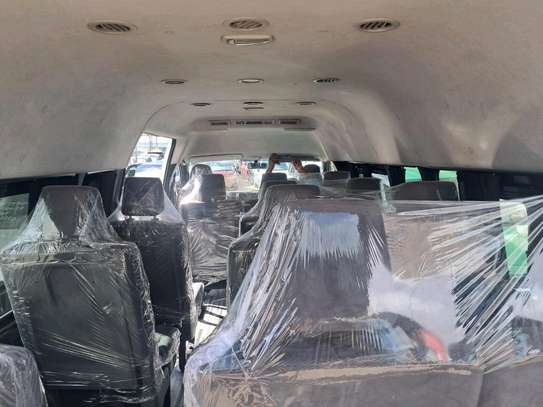 Toyota Hiace 9L Manual Diesel 2018 image 7