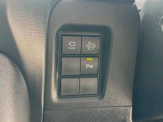 Toyota land cruiser KAKADU Grey 2019 image 9