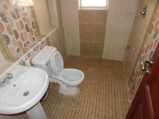 3 Bed Apartment with En Suite at Greenwood Dr image 3