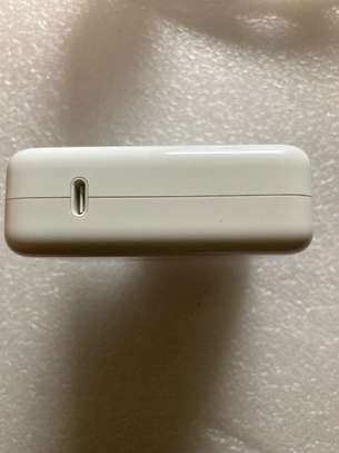 Apple A2166 - 96W USB-C Power Adapter image 3