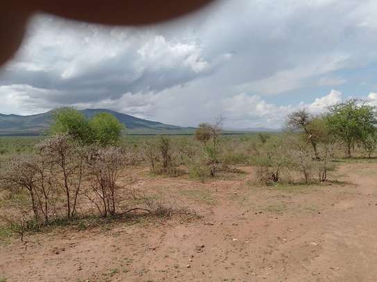 700 Acres Available for Sale in Oloitoktok image 2