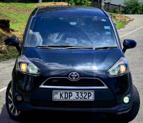 TOYOTA SIENTA hybrid 2017MODEL 7 SEATER image 1