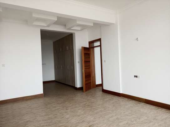 4 Bed Apartment with Swimming Pool in General Mathenge image 12