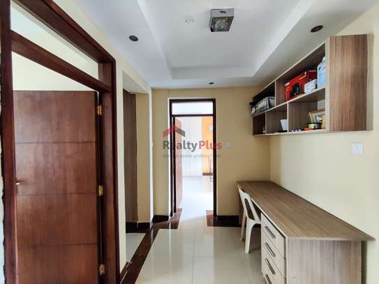 Furnished 3 Bed Apartment with En Suite in Kileleshwa image 5