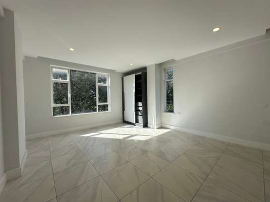 Serviced 3 Bed Apartment with En Suite in Westlands Area image 12