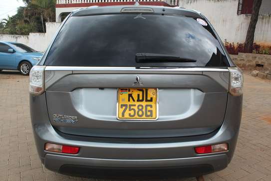 Mitsubishi Outlander PHEV GG2W 4WD 2015 image 6