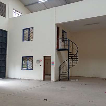 6,964 ft² Warehouse with Backup Generator in Mlolongo image 6