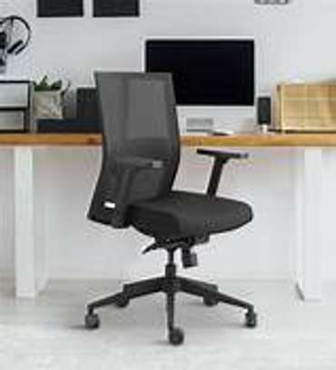 Office Chair: Tilt Lock Reclining Chair image 6
