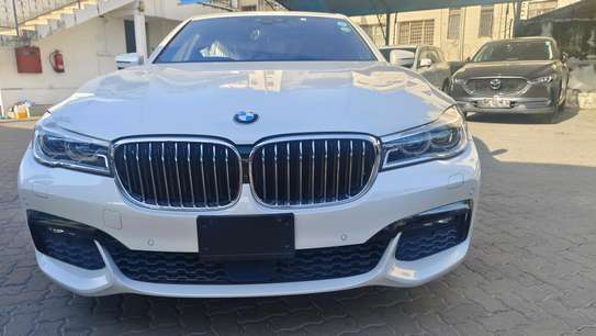 BMW 740i White 2017 Sunroof IM image 10