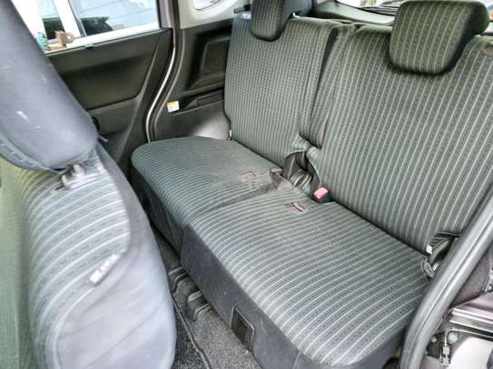 Suzuki solio newshape image 6