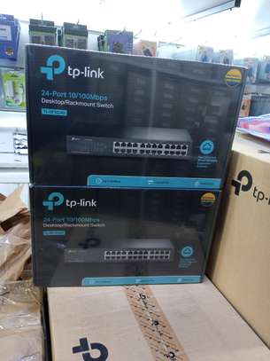TP-LINK 13" Rackmountable 24-port 10 100mbps Switch, 4.8gbps image 1