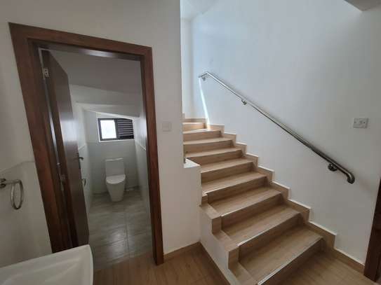 4 Bed Townhouse with En Suite in Eastern ByPass image 9
