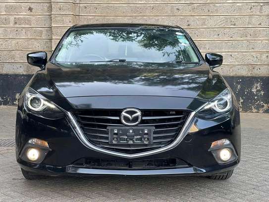 Mazda Axela image 1