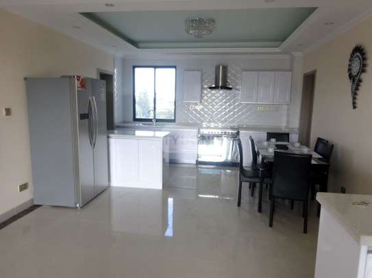 3 Bed Apartment  in Kilimani image 3