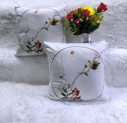 THROW PILLOW COVERS image 7