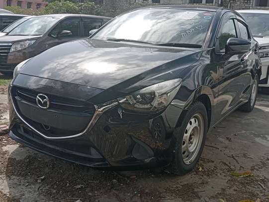 Mazda demio black 1500cc diesel ⛽ image 1