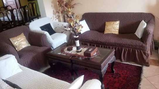 Graceful sofa covers image 1