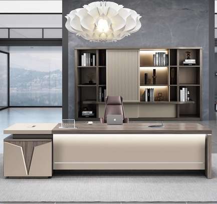 Office Desk : 1.8 Metres Premium Luxury Executive C.E.O Desk image 4