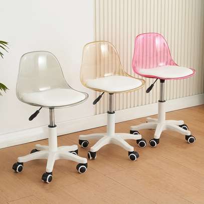 Dining Chair; Modern Eames Swivel Dining Chair image 1