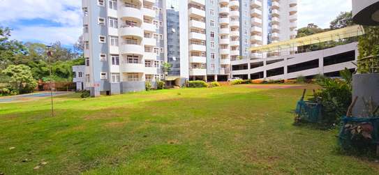 3 Bed Apartment with En Suite at Lavington Hatheru image 18