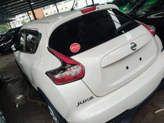 Nissan Juke white colour on sale image 1