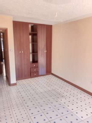 Spacious 2bedroom to let at waiyaki way image 11