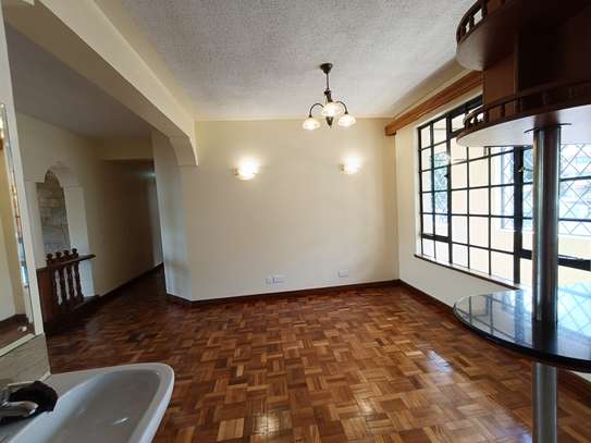 4 Bed Apartment with Borehole at Rhapta Rd image 3