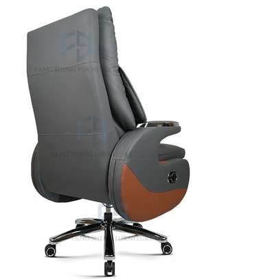 Office Chair: Reclining Executive Director Chair image 6