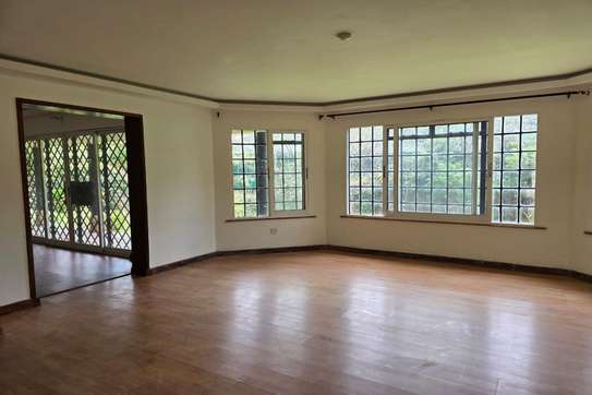 5 Bed House in Runda image 4