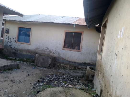 House on sale quick in bamburi mtambo. image 9